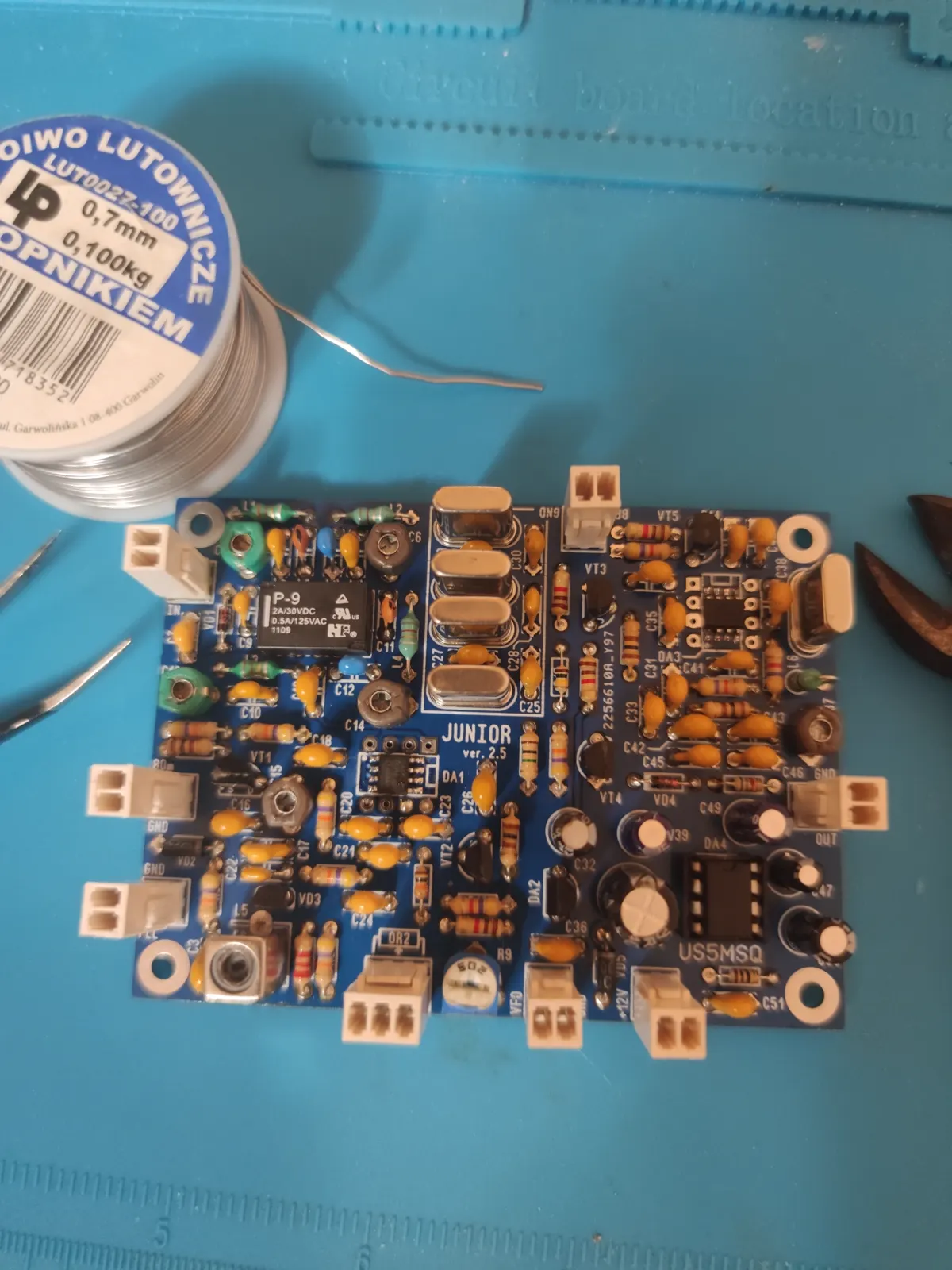 The board with screw terminals soldered on for the panel, the supply and the headphones
